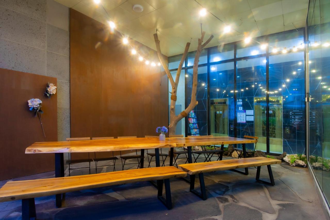 Sims Hotel Jeju Extérieur photo