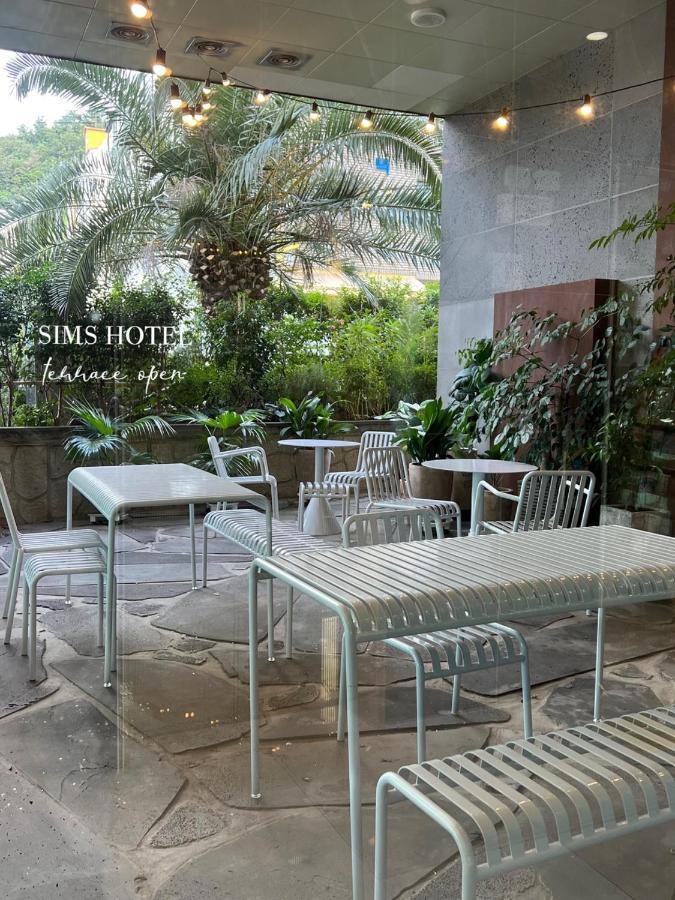 Sims Hotel Jeju Extérieur photo