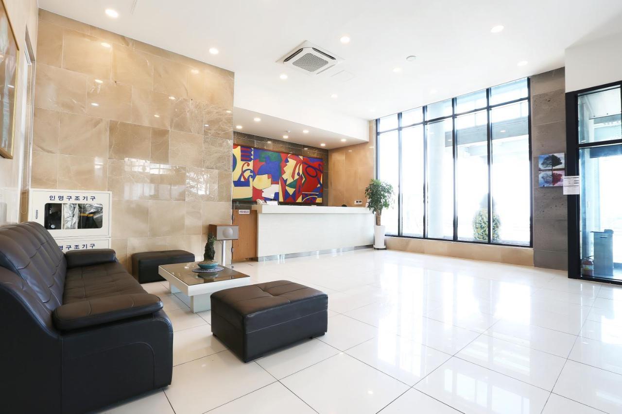 Sims Hotel Jeju Extérieur photo